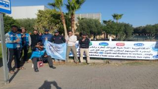 عمال التعاونية الفلاحية “كوباك” يواصلون اعتصامهم المفتوح ويعلنون دخولهم في إضراب عن الطعام