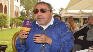 الدكتور مصطفى عزيز رئيس جمعية "تارودانت أولا" في لقاء بالصناع التقليديين الرودانيين