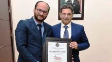 عبدالله وهبي صاحب لقب أفضل معلم في العالم يمثل المملكة المغربية في نهائي “جائزة المعلم العالمية”