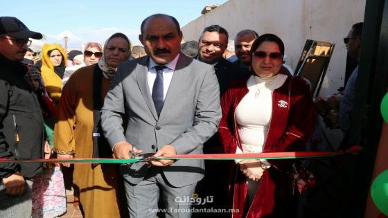 تارودانت.. تدشين ملعبين للقرب بالعشب الاصطناعي لتعزيز النشاط الرياضي للشباب