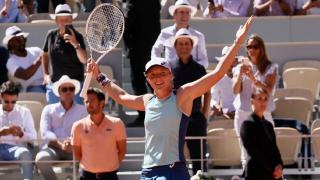 نهائي بطولة رولان غاروس لكرة المضرب .. البولندية شفيونتيك تحرز اللقب