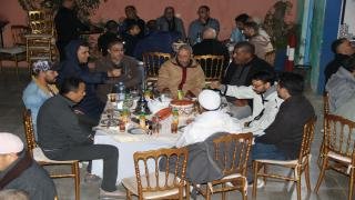 تارودانت.. إفطار رمضاني بمؤسسة أقرأ التربوية للتعليم الخصوصي يعزز روح التواصل بين الأساتذة والإداريين وأولياء التلاميذ