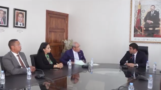 الفيدرالية المغربية لناشري الصحف تتابع بـ"قلق" التطورات التي يعرفها قطاع الإعلام