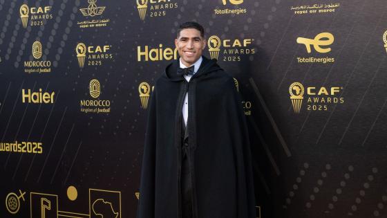 أشرف حكيمي يهدي تتويجه كأفضل لاعب إفريقي إلى كل المغاربة والأفارقة “الحالمين بلعب كرة القدم يوما ما”