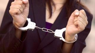 تارودانت.. إعتقال فتاة تمتهن النصب السرقة بواسطة تطبيق للنقل الذكي